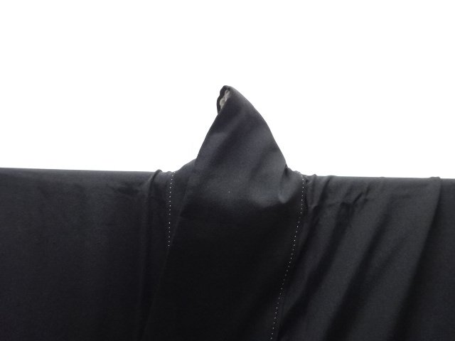  御所車に牡丹・鶴模様刺繍留袖（比翼付き）